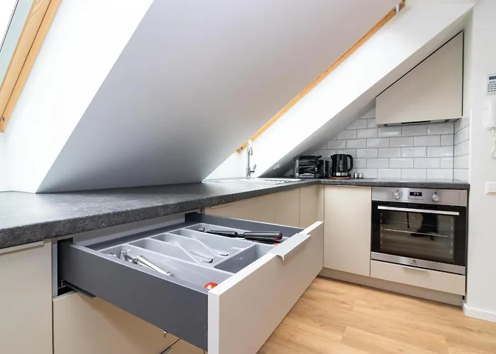 Top Street One Apartments, By Cohost